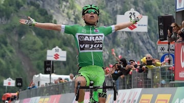 El pedalista colombiano terminó segundo en el Giro de Italia Sub 23, además se quedó con la clasificación de la montaña. En el 2020 será corredor del Movistar Team junto a Diego Alba. 