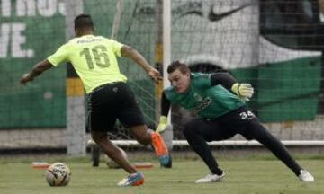 Atlético Nacional se entrena en Guarne antes de enfrentar al Deportes Tolima por la Liga Águila.