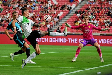 Salah agita la varita