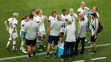 Las jugadoras estadounidenses en su partido ante Francia.