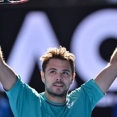 Wawrinka arrasa a Tsonga para pasar a semifinales en Australia