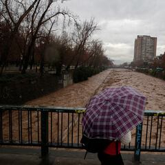 Lluvia en Santiago: Dirección Metereológica de Chile revela cuánto y desde qué hora va a llover este fin de semana