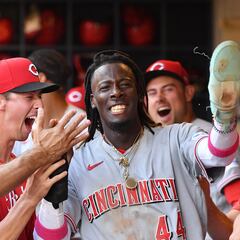 Pelotero dominicano lanza un auténtico rayo e impone récord histórico en MLB