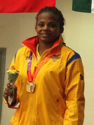 Jackeline Rentería ha conseguido dos medallas de bronce, la primera fue en Pekín 2008 y en Londres 2012