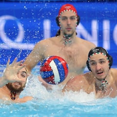 Vogel, como en 2020, descabalga a España de su oro y del podio