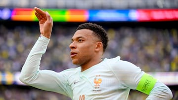 Foxborough (United States), 26/03/2026.- Kylian Mbappe of France celebrates after scoring the opening goal during the international friendly match between Brazil and France in Foxborough, Massachusetts, USA, 26 March 2026. (Futbol, Amistoso, Brasil, Francia) EFE/EPA/ADAM RICHINS