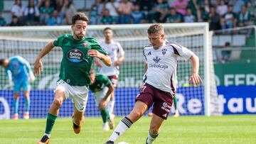 Julián Delmás se lamenta de la imagen del Racing de Ferrol ante el Albacete.