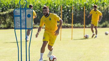 David L&oacute;pez, en el entrenamiento del Espanyol.