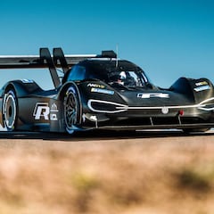 Dumas prueba el Volkswagen eléctrico en Pikes Peak