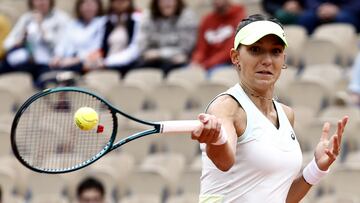 Rebeka Masarova, contra Marketa Vondrousova en Roland Garros.