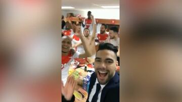 Falcao lideró así la celebración del Mónaco en el camarín