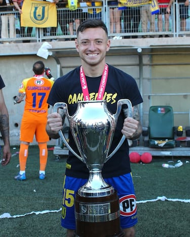 Fue campeón de la B y partió a otro club para jugar en Primera: fichaje inesperado