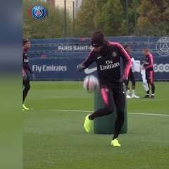 Neymar crea un nuevo challenge: lo clava y lo celebra con mucho 'flow'