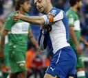 Cristian frena al Espanyol y da aire al Elche con un gol dudoso