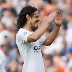 El futuro incierto de Cavani