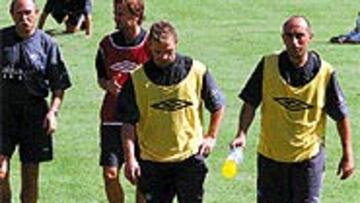 <B>AL TAJO</B>. El Alavés volvió de vacaciones con la incorporación del ex azulgrana Abelardo, entre otros.