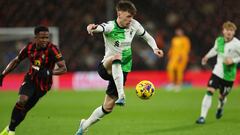 Bradley, el nuevo invento de Klopp en el Liverpool