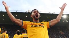 Matheus Cunha, jugador del Wolverhampton, celebra el gol anotado ante el Nottingham Forest.