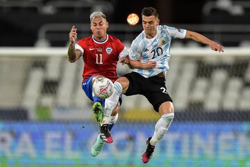 Bravo, Vidal y Messi: las postales del debut de la Roja