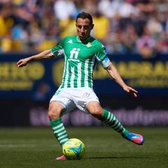 Guardado regresó a la titularidad con el Betis