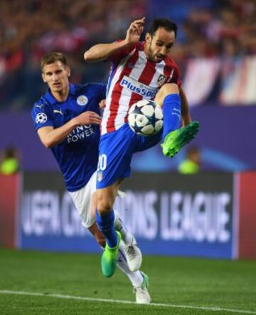 Juanfran y Marc Albrighton.