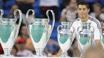 06/07/09 REAL MADRID
PRESENTACION NUEVO FICHAJE CRISTIANO RONALDO ESTADIO
SANTIAGO BERNABEU
FOTO:PEPE.ANDRES/FELIPE.SEVILLANO.
