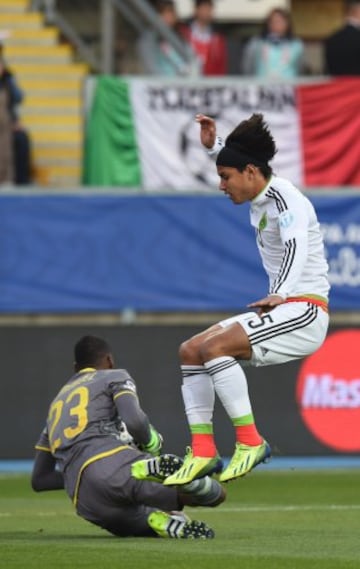 Buen ambiente en el estadio El Teniente de Rancagua en donde se enfrentan Ecuador y México. Comienzan a definirse los clasificados de la Copa América.