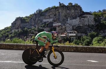 Las mejores imágenes de la victoria de Van Aert en la crono