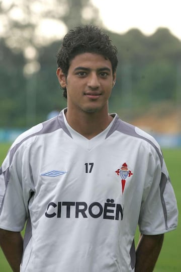 En 2006, Carlos Vela dejó al Arsenal para salir al Celta. 
