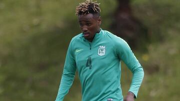 Gustavo Torres, extremo colombiano