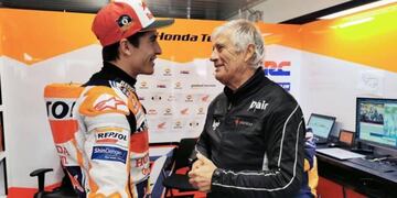 Marc M&aacute;rquez con Agostini.