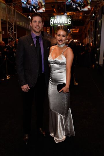 Denny Hamlin y Jordan Fish.