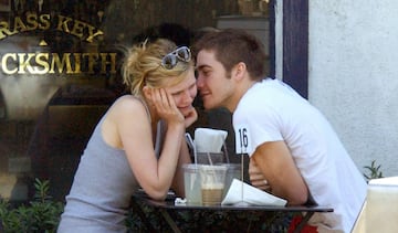 Jake Gyllenhaal y Kirsten Dunst en Los Angeles, California, en 2003.