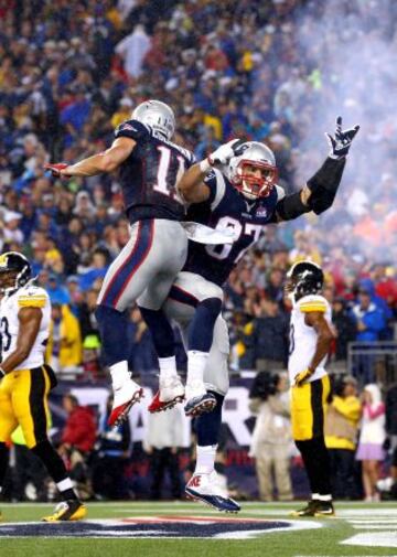 Efectivamente, los Steelers tienen un serio problema de comunicaci¨®n. Su ataque habla a gritos y su defensa susurra, pero en New England deben plantearse que no ser¨¢ suficiente apelar al ¡°solos contra el mundo¡± si el mayordomo que ha heredado su secundaria no recibe ayuda de una ama de llaves.
