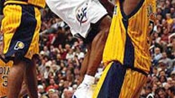 <B>SIEMPRE ARRIBA.</B> A sus casi 40 años, Jordan sigue imparable.