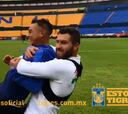 La divertida broma de Gignac a Vargas en una práctica de Tigres