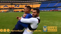 La divertida broma de Gignac a Vargas en una práctica de Tigres