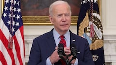 FOTO DE ARCHIVO: El presidente de Estados Unidos, Joe Biden, habla sobre el tiroteo masivo en Colorado desde el Comedor Estatal de la Casa Blanca en Washington, Estados Unidos, 23 de marzo de 2021. 