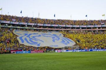 Este fue el ambiente dentro y fuera del campo en el clásico de la 'Sultana del Norte' celebrado este sábado en el Estadio Universitario.