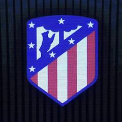 La afición rojiblanca se moviliza en contra del nuevo escudo