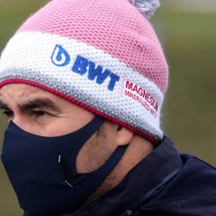 'Checo' Pérez sigue en la mira de Red Bull para 2021