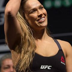 Ronda Rousey se resiste a dejar la UFC: sigue pasando controles