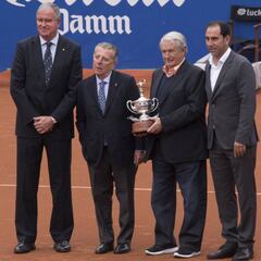 El Godó homenajea a Mulligan, campeón en 1967 y 1968