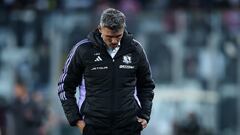 El accidentado inicio de Ortiz en Colo Colo: varios problemas para el DT