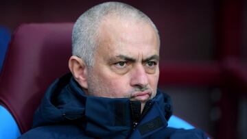 Mourinho: "Chelsea are favourites to finish in the top four"