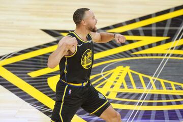 Nov 26, 2021; San Francisco, California, USA; Golden State Warriors guard Stephen Curry (30) reacts after a time out call by the Portland Trail Blazers during the second quarter at Chase Center. Mandatory Credit: Darren Yamashita-USA TODAY Sports