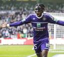 El Anderlecht golea al Club Brujas y recupera el liderato