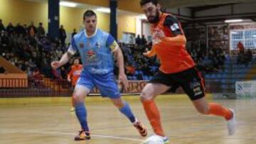 Chano marcó dos goles para el Burela.