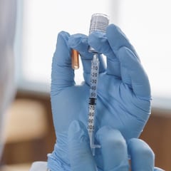 CombivacS señala la potente respuesta de combinar Pfizer y AstraZeneca contra la COVID