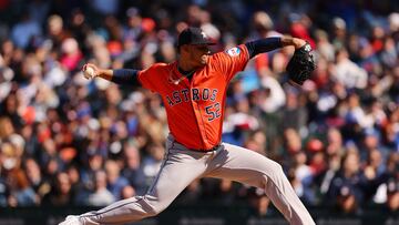 CHICAGO, ILLINOIS - APRIL 25: Bryan Abreu #52 of the Houston Astros delivers a pitch during the seventh inning against the Chicago Cubs at Wrigley Field on April 25, 2024 in Chicago, Illinois.   Michael Reaves/Getty Images/AFP (Photo by Michael Reaves / GETTY IMAGES NORTH AMERICA / Getty Images via AFP)